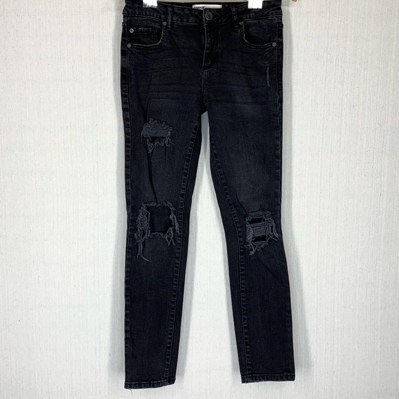 Garage Denim~Women’s/Juniors Super Skinny Distressed Black Jeans with Holes~Sz 7 - Picture 2 of 13